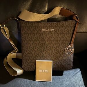Michael Kors Crossbody